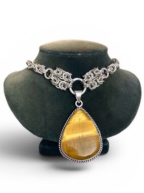 Golden tiger eye drop shape charm on handmade maille stainless steel chain boho